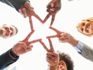 5 cose che il tuo staff può fare per attirare attenzione durante gli eventi fieristici